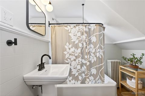 Tiny photo for 34 Richmond Avenue, Buffalo, NY 14222 (MLS # B1657334)