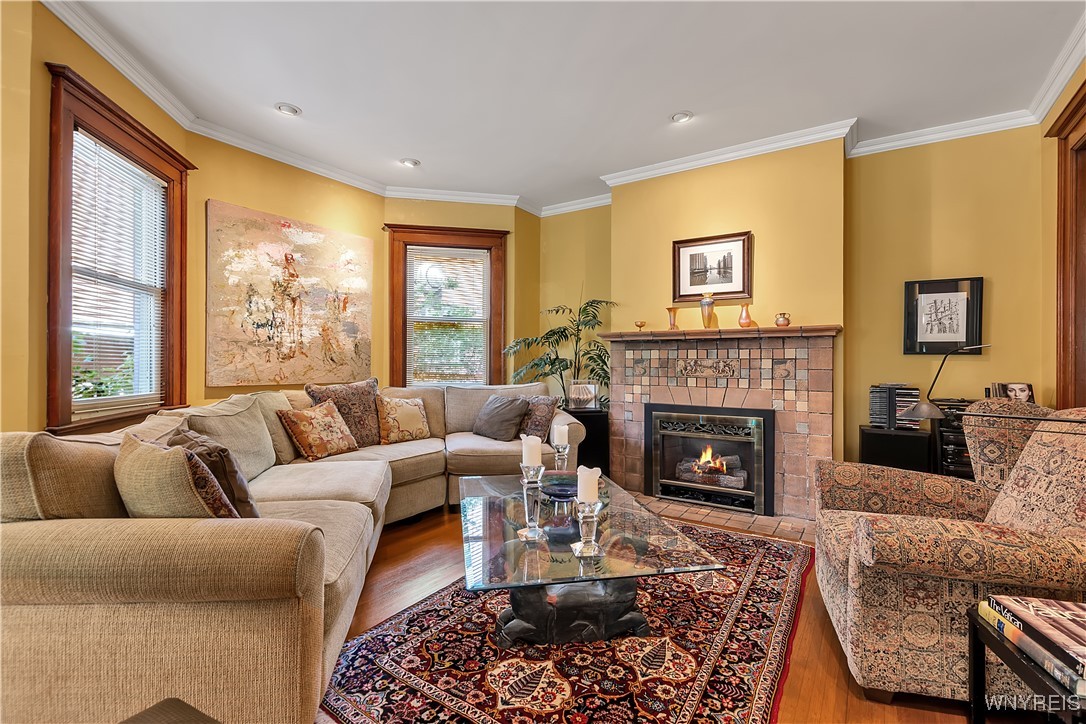 684 Auburn Avenue, Buffalo, New York image 9