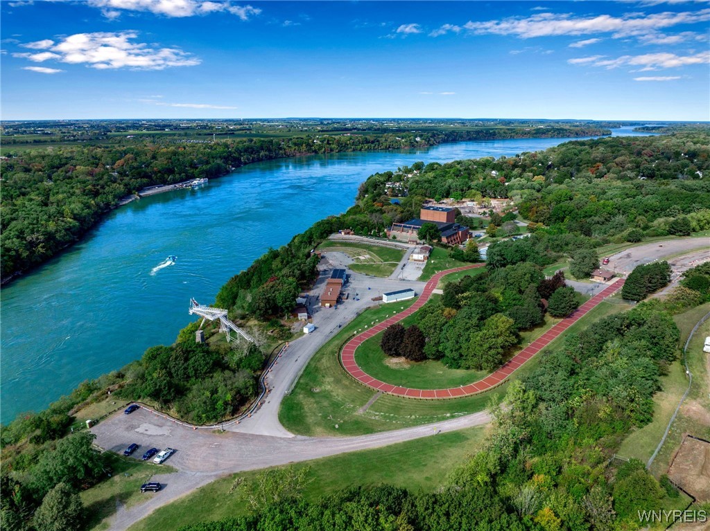 5275 Country Club Trail, Lewiston, New York image 9