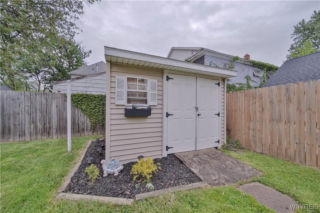 96 Northeast Avenue, North Tonawanda, New York image 28