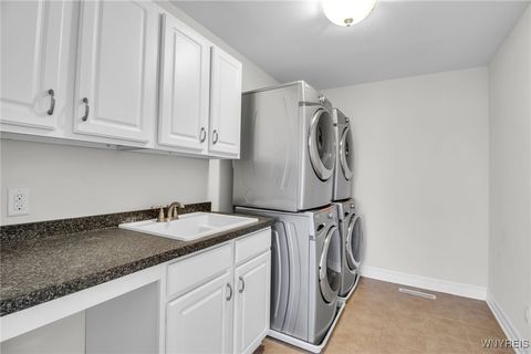 Tiny photo for 3320 E River Road, Grand Island, NY 14072 (MLS # B1659886)