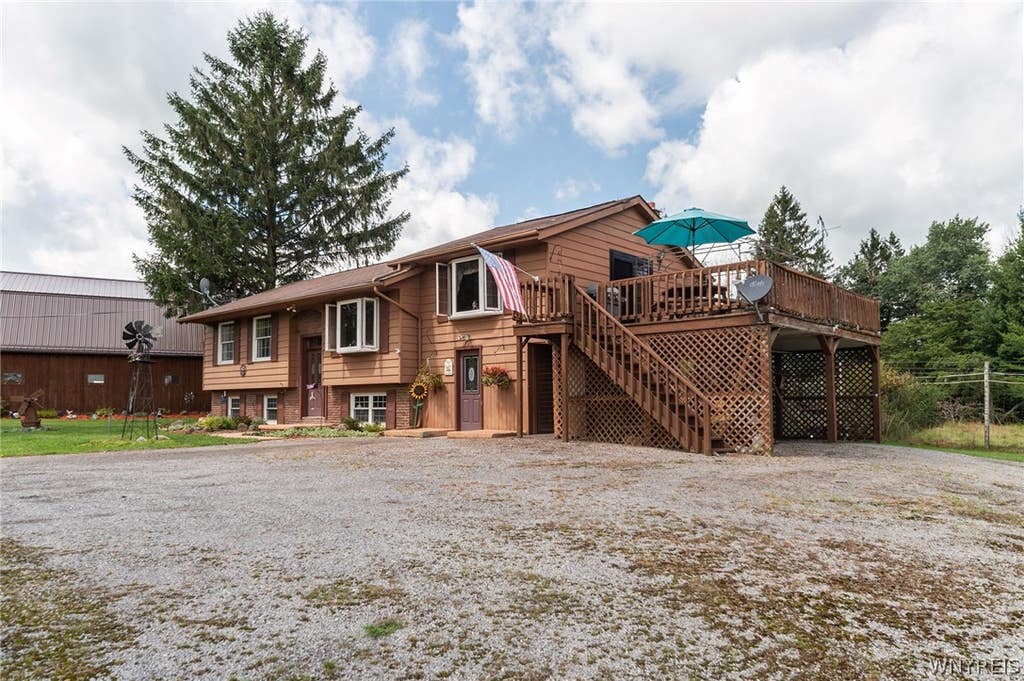 Photo of 2025 Thomas Road, Sheldon, NY 14167 (MLS # B1708987)