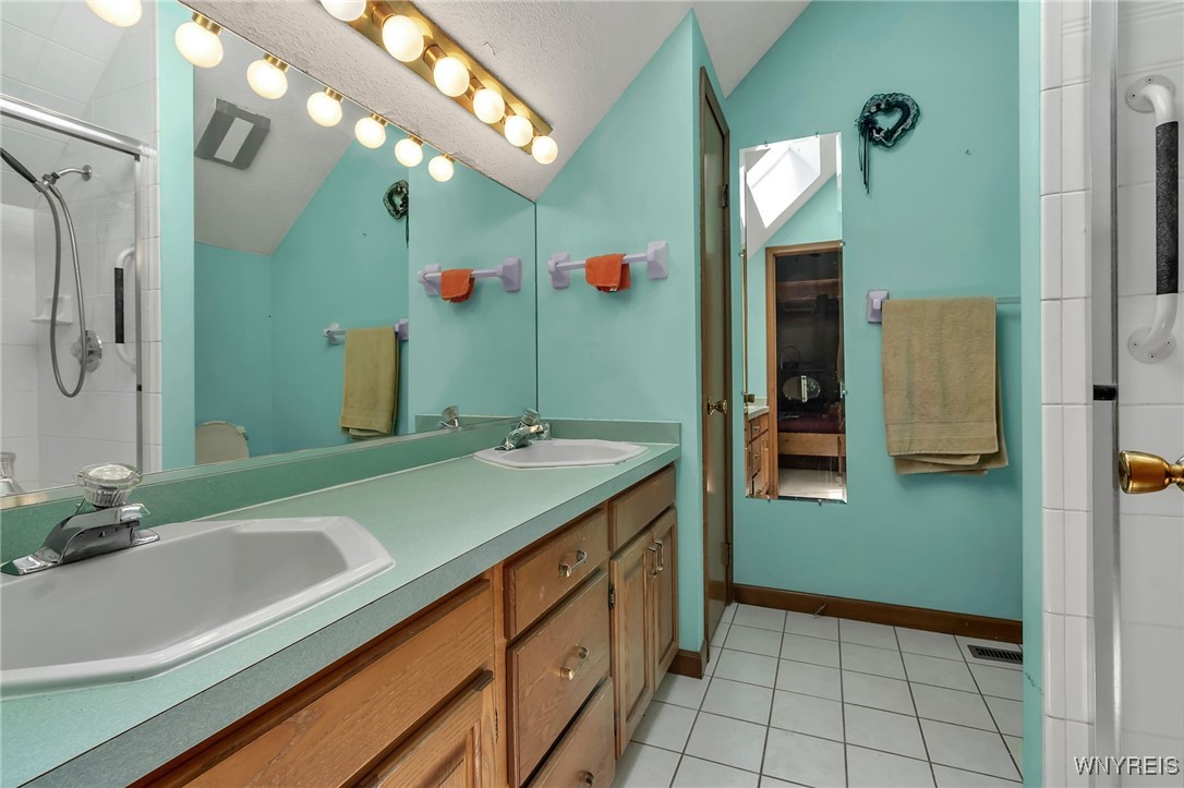 113 Meadow Spring Lane, Amherst, New York image 21