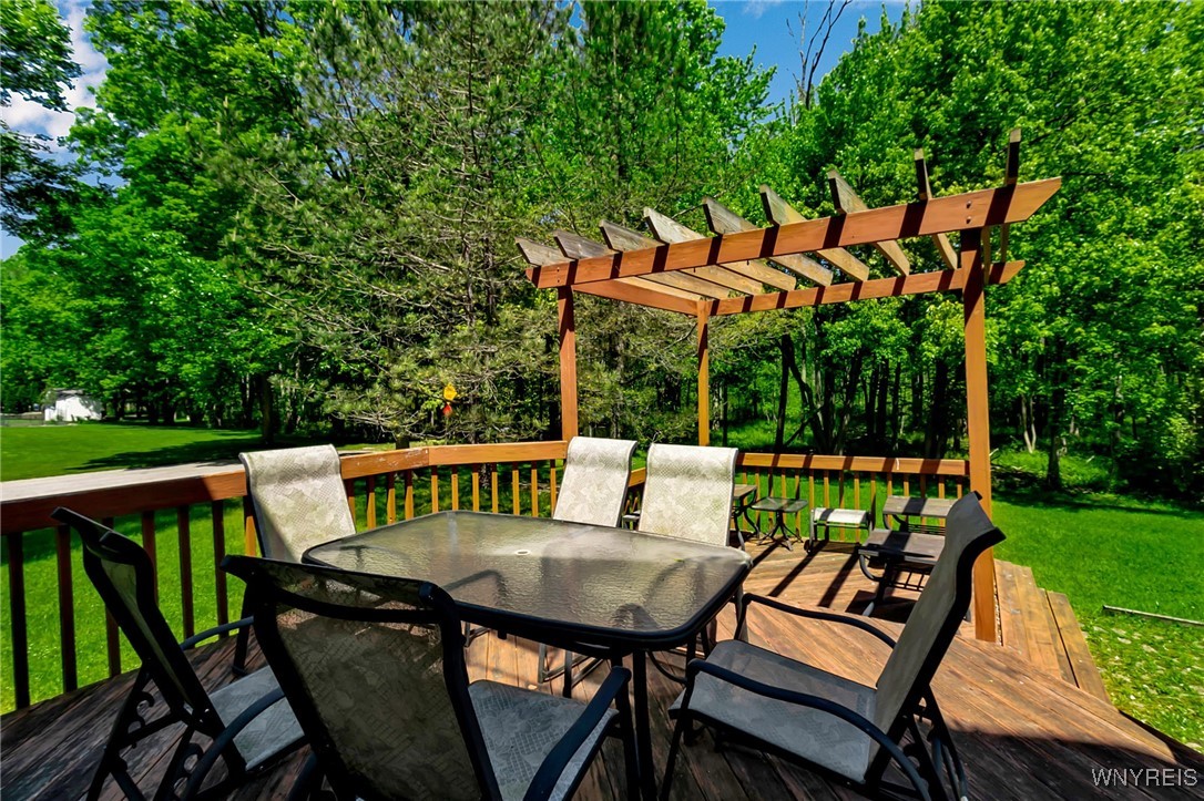 113 Meadow Spring Lane, Amherst, New York image 34
