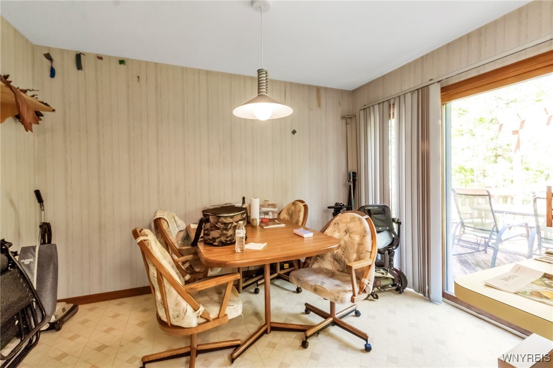113 Meadow Spring Lane, Amherst, New York image 15