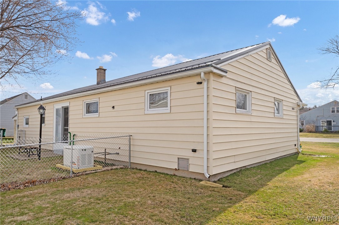 2820 Bell Drive, Hamburg, New York image 38