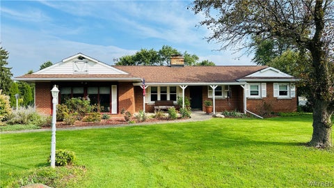 Tiny photo for 2509 Moore Road, Lewiston, NY 14131 (MLS # B1715376)