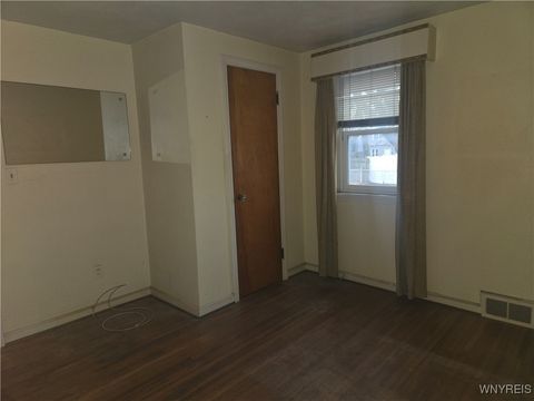 Tiny photo for 298 Lowell Road, Tonawanda, NY 14217 (MLS # B1655338)