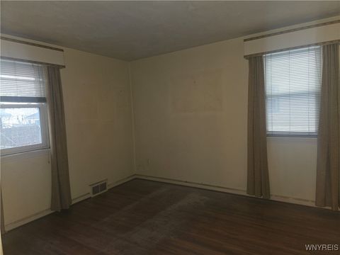 Tiny photo for 298 Lowell Road, Tonawanda, NY 14217 (MLS # B1655338)