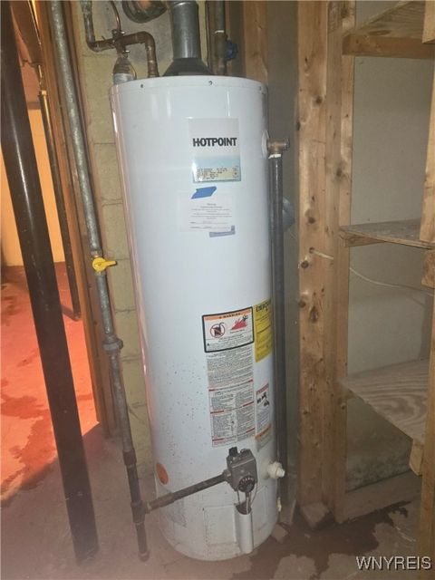 Tiny photo for 298 Lowell Road, Tonawanda, NY 14217 (MLS # B1655338)