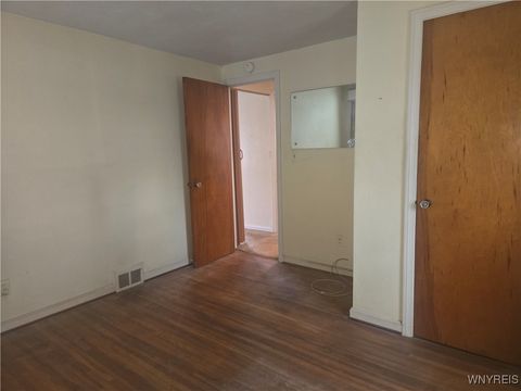 Tiny photo for 298 Lowell Road, Tonawanda, NY 14217 (MLS # B1655338)