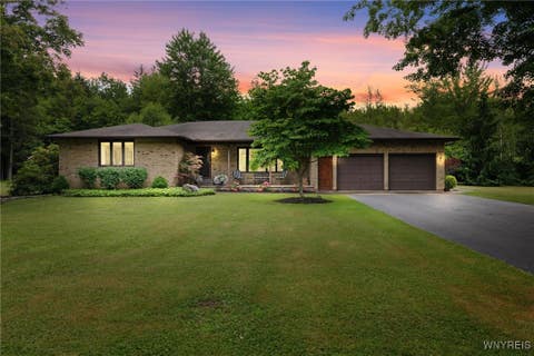 Photo for 1575 Overhead Road