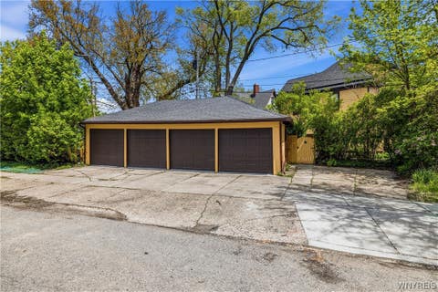 Tiny photo for 180 Richmond Avenue, Buffalo, NY 14222 (MLS # B1706158)