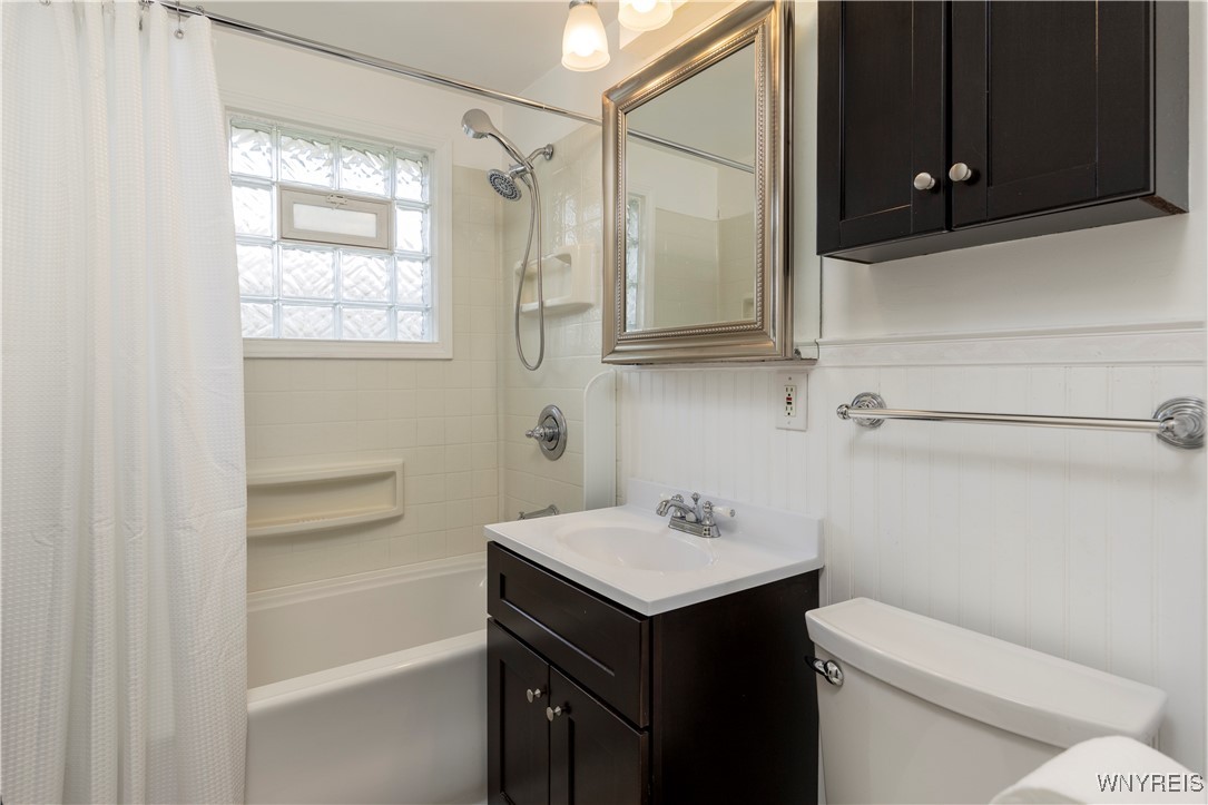 35 Tillotson Avenue, Cheektowaga, New York image 13