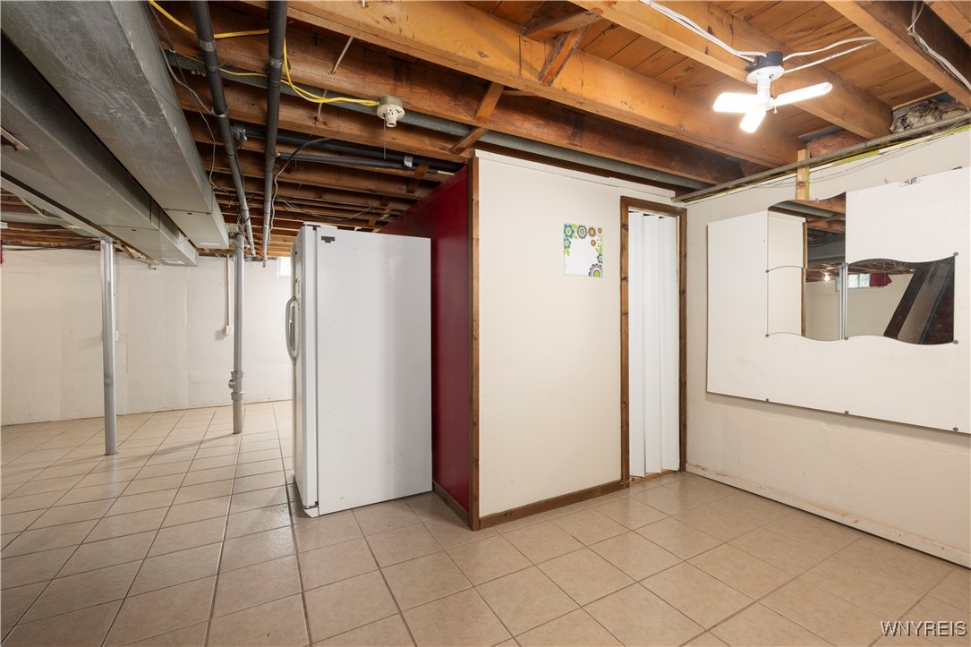 35 Tillotson Avenue, Cheektowaga, New York image 15