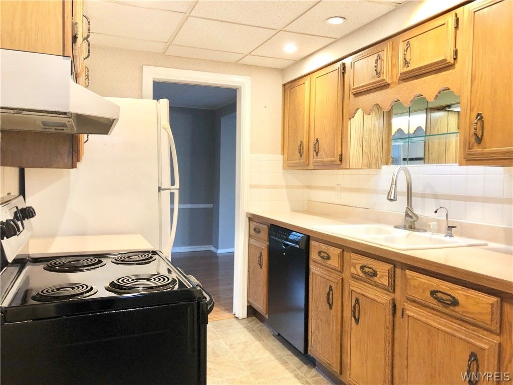 Photo of 200 Koenig Road, Tonawanda, NY 14150 (MLS # B1664974)