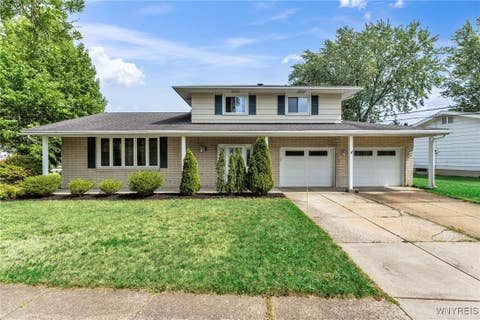 Photo for 5 Willow Green Drive