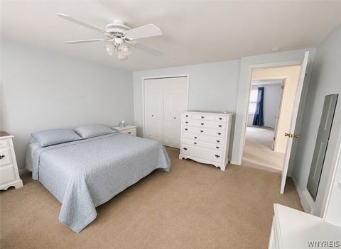 Tiny photo for 40 Hamlin Sq SQ #E, Amherst, NY 14221 (MLS # B1693679)