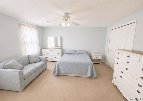 Tiny photo for 40 Hamlin Sq SQ #E, Amherst, NY 14221 (MLS # B1693679)