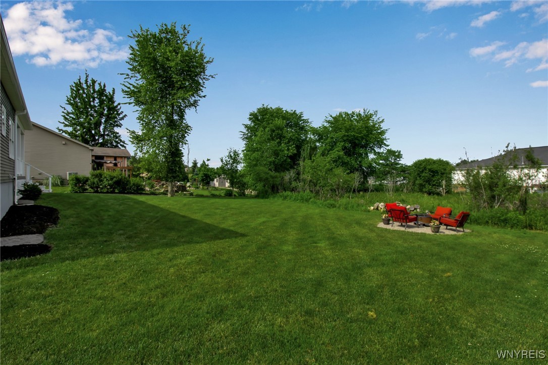 Aurora, New York 14052, United States, 3 Bedrooms Bedrooms, ,2 BathroomsBathrooms,Residential,Pending,160424