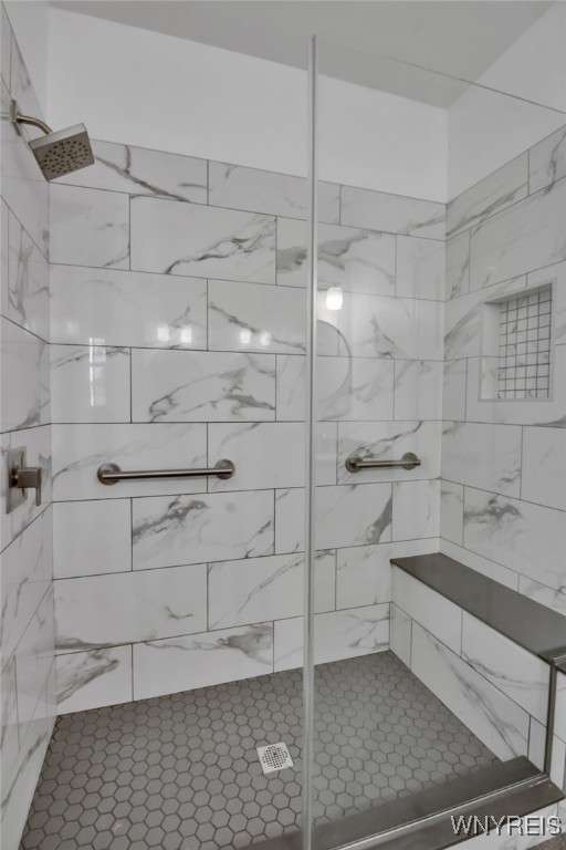 Aurora, New York 14052, United States, 3 Bedrooms Bedrooms, ,2 BathroomsBathrooms,Residential,Pending,160424