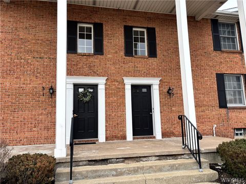 Photo of 7 Tralee Ter Ter, Amherst, NY 14051 (MLS # B1667689)