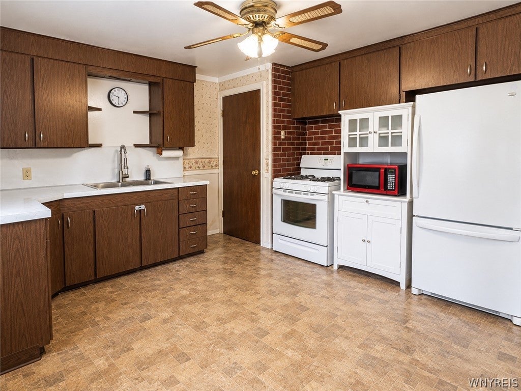 65 Pleasant View Drive