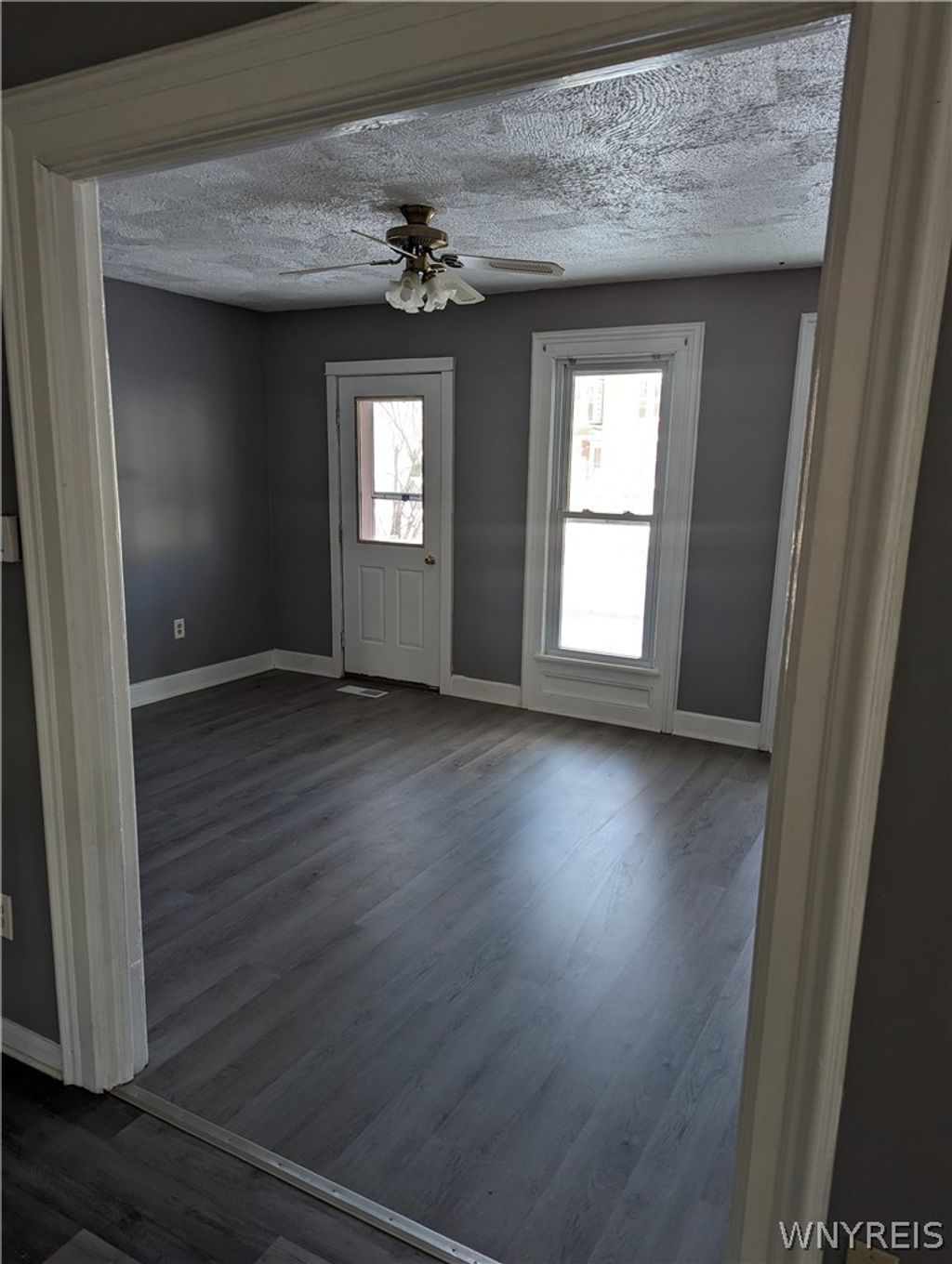 Photo of 335 Pine Street, Lockport City, NY 14094 (MLS # B1678028)