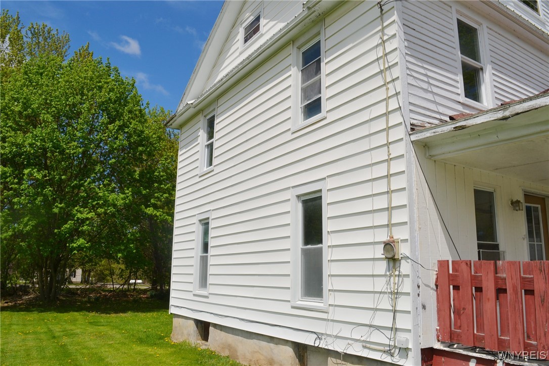 584 East Avenue