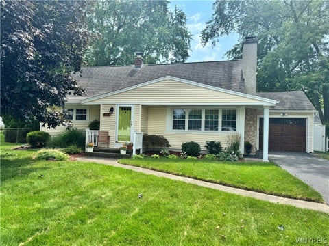 Homes For Sale - 875 Page Avenue<br/> Lewiston, NY 14092