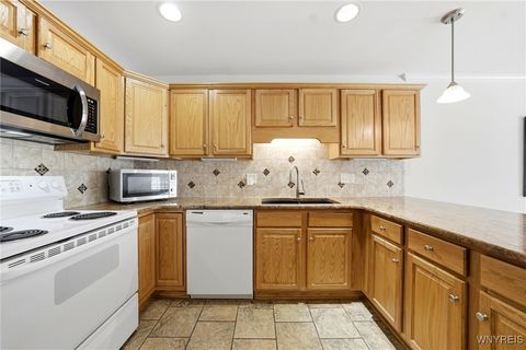 Tiny photo for 74 Moon Walk, Tonawanda, NY 14150 (MLS # B1660462)