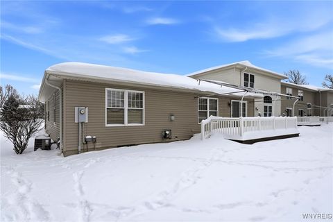 Tiny photo for 74 Moon Walk, Tonawanda, NY 14150 (MLS # B1660462)