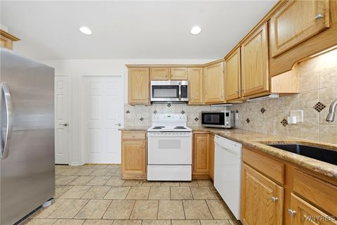 Tiny photo for 74 Moon Walk, Tonawanda, NY 14150 (MLS # B1660462)