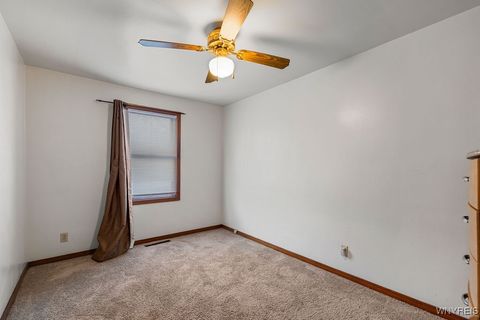 Tiny photo for 1033 100th Street, Niagara Falls, NY 14304 (MLS # B1660489)