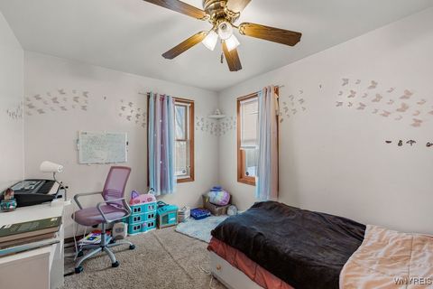 Tiny photo for 1033 100th Street, Niagara Falls, NY 14304 (MLS # B1660489)