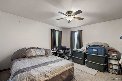 Tiny photo for 1033 100th Street, Niagara Falls, NY 14304 (MLS # B1660489)