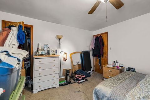 Tiny photo for 1033 100th Street, Niagara Falls, NY 14304 (MLS # B1660489)