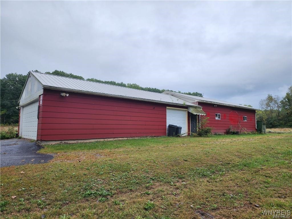 Newstead, New York 14001, United States, 2 Bedrooms Bedrooms, ,2 BathroomsBathrooms,Residential,Pending,21216