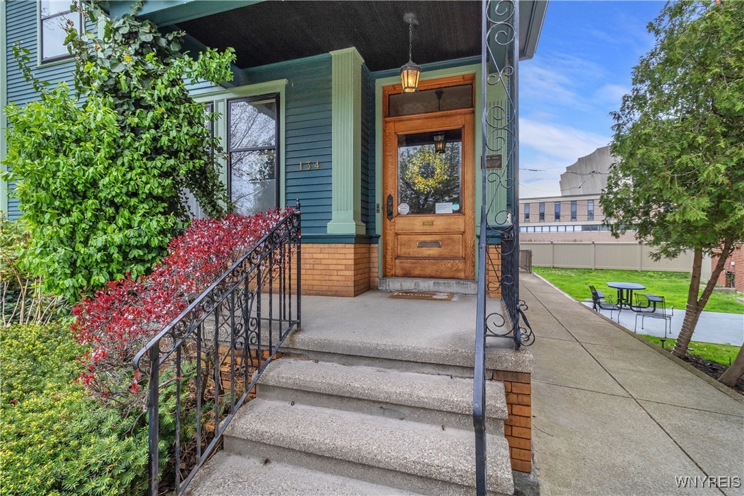 134 Linwood Avenue, Buffalo, New York image 5