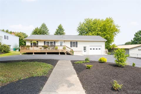 Homes For Sale - 129 Jefferson Street<br/> Wyoming County, Warsaw, NY 14569