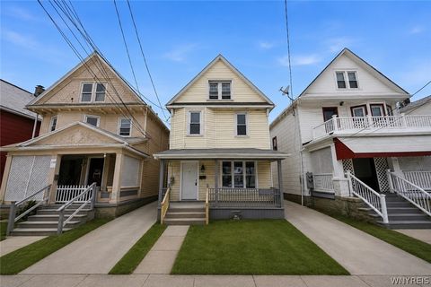 Photo of 132 Ontario Street, Buffalo, NY 14207 (MLS # B1679141)