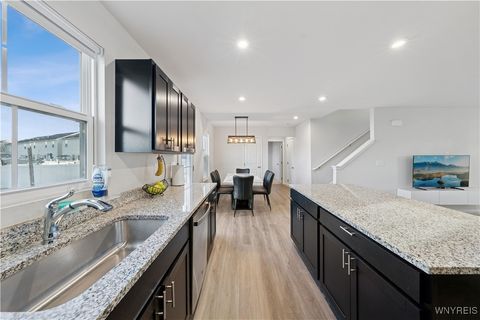 Tiny photo for 32 Florence Lane, Amherst, NY 14228 (MLS # B1655589)