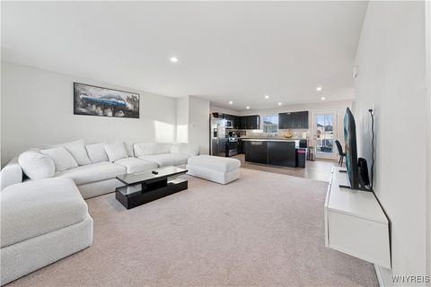 Tiny photo for 32 Florence Lane, Amherst, NY 14228 (MLS # B1655589)