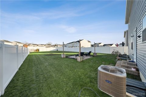 Tiny photo for 32 Florence Lane, Amherst, NY 14228 (MLS # B1655589)