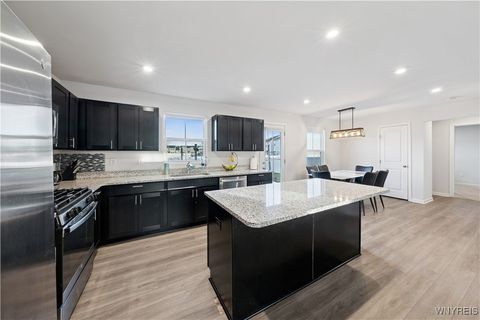 Tiny photo for 32 Florence Lane, Amherst, NY 14228 (MLS # B1655589)