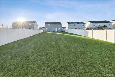 Tiny photo for 32 Florence Lane, Amherst, NY 14228 (MLS # B1655589)