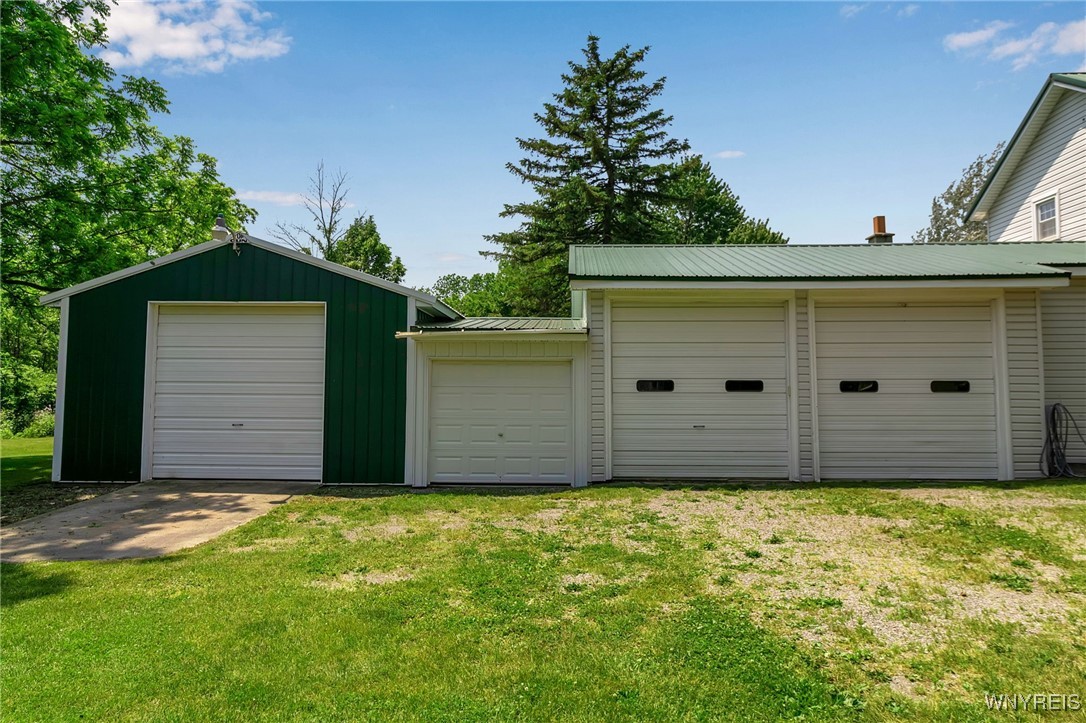 Shelby, New York 14103, United States, 5 Bedrooms Bedrooms, ,3 BathroomsBathrooms,Residential,Active,150284