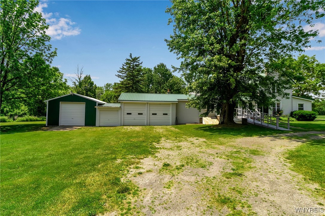 Shelby, New York 14103, United States, 5 Bedrooms Bedrooms, ,3 BathroomsBathrooms,Residential,Active,150284