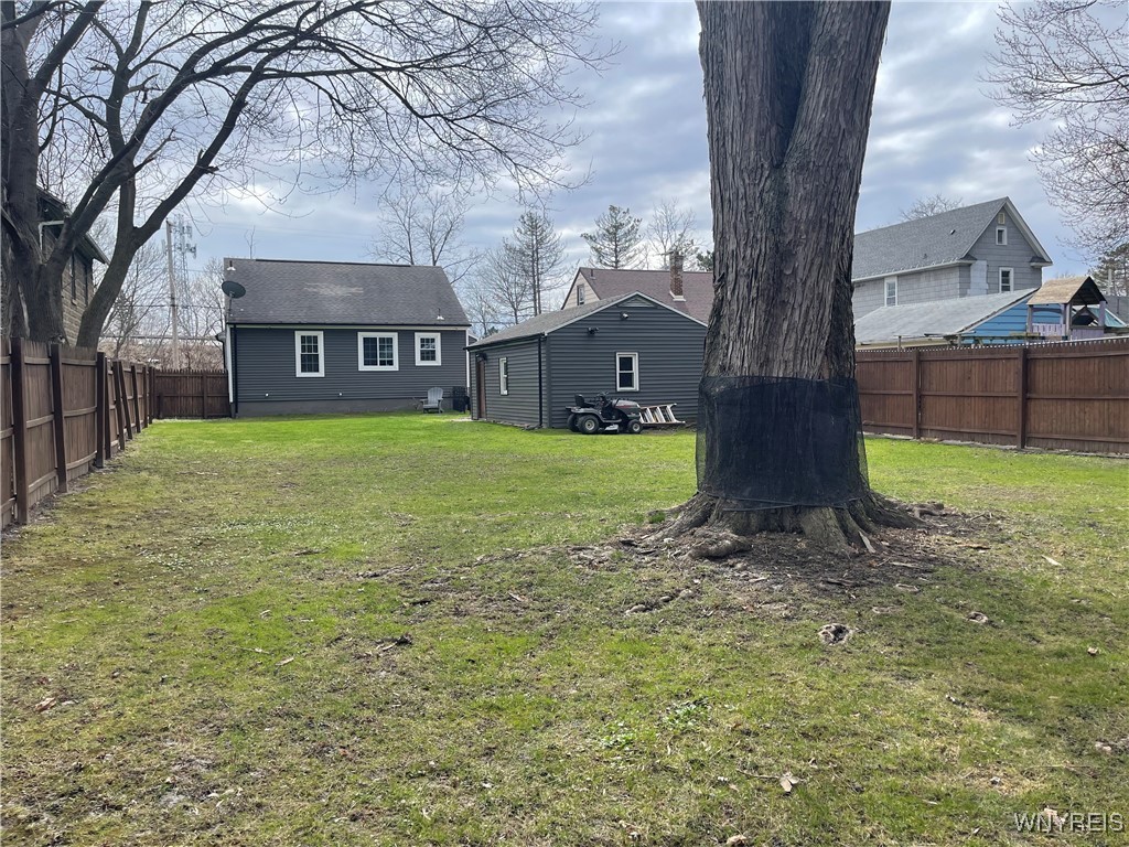8634 Frontier Avenue, Niagara Falls, New York image 30