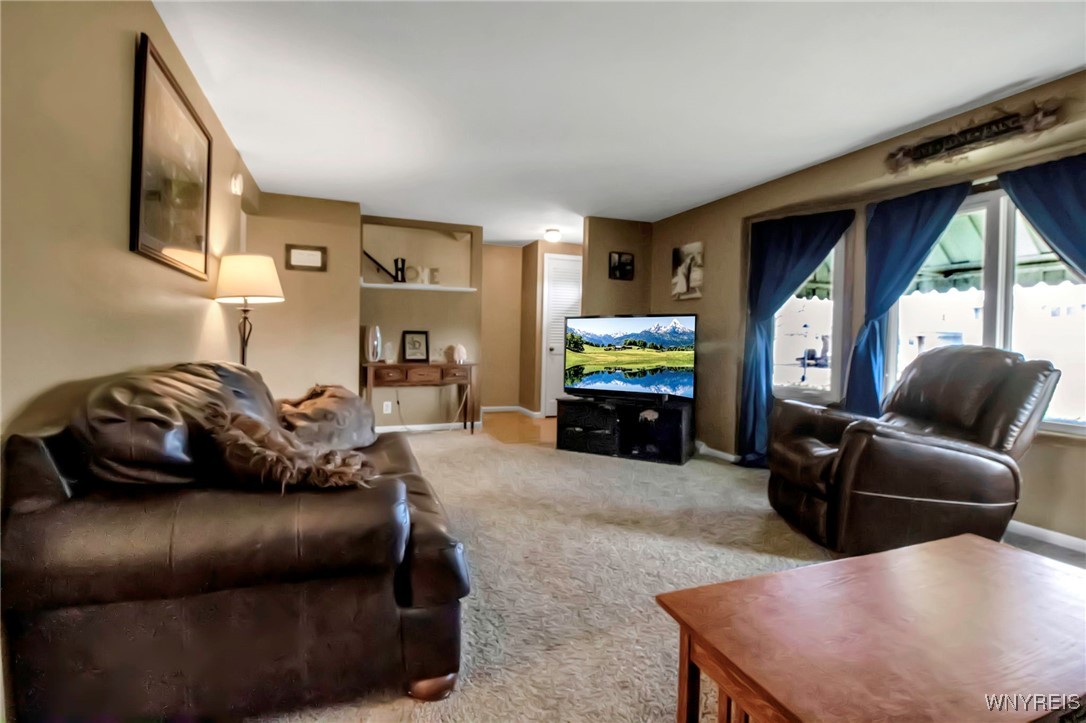 103 Vern Lane, Cheektowaga, New York image 12